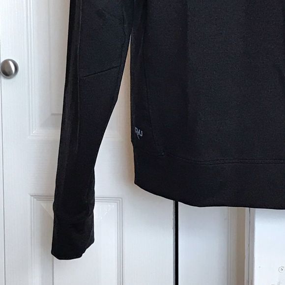 RYU zip up jacket - Picture 9 of 9